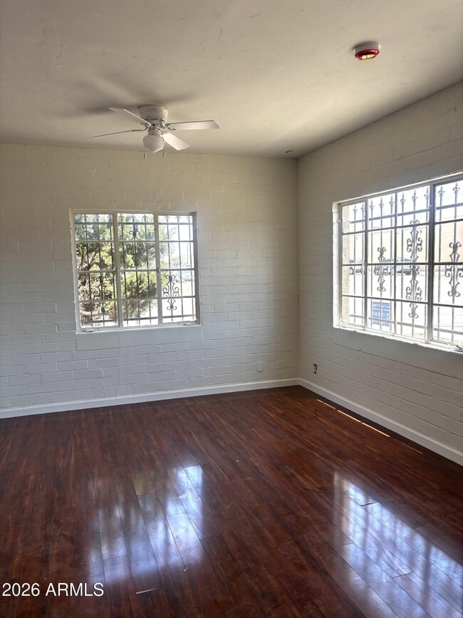 Photo - 1341 F Ave