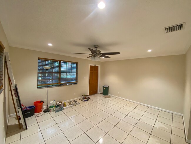 1871 SW 25th St Unit 1871