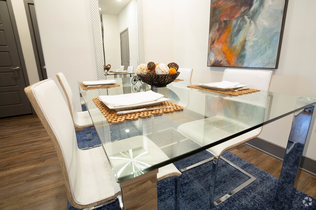 2BR, 2BA - 1,155 SF - Dining Area