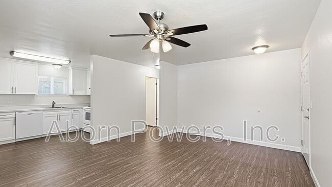 Building Photo - 2760 Coloma St