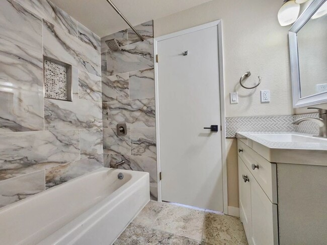 Photo - Beautilfully Remodeled 4 Bed 2.75 Bath Ram...
