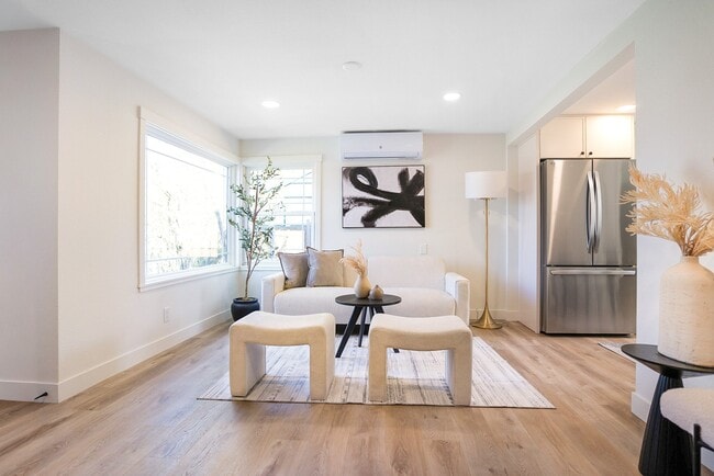 Photo - 7934 20th Ave SW