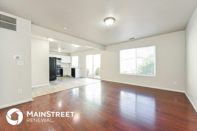 Photo - 4736 N Flanders Wy