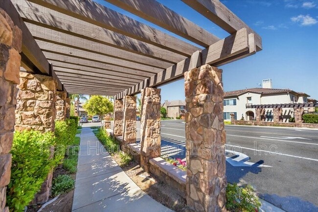 Photo - 28440 Mirabelle Ln