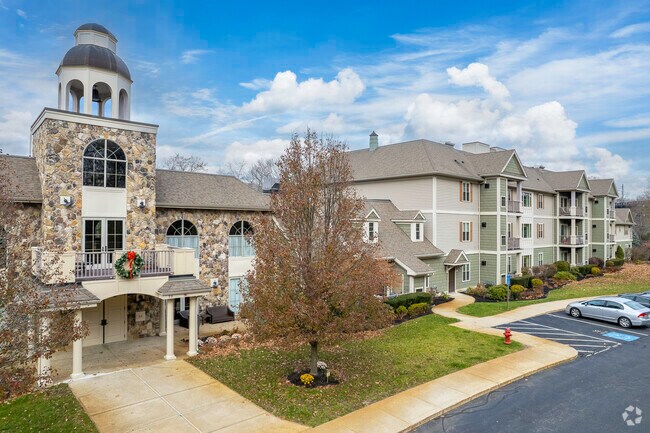 Photo - River Village Condominium