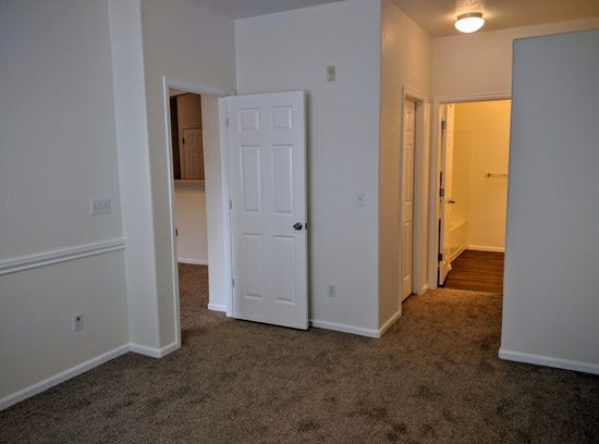 Photo - 5255 Memphis St