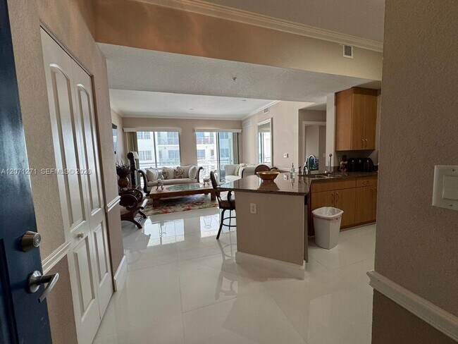 Photo - 1830 Radius Dr Unidad 1105