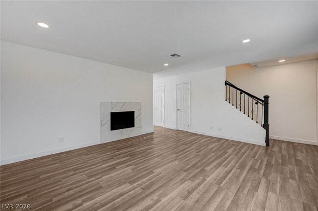 Photo - 571 Greenbriar Townhouse Way