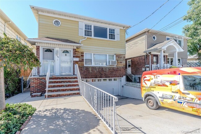 Building Photo - 15-62 Murray Street Unit 2nd Floor