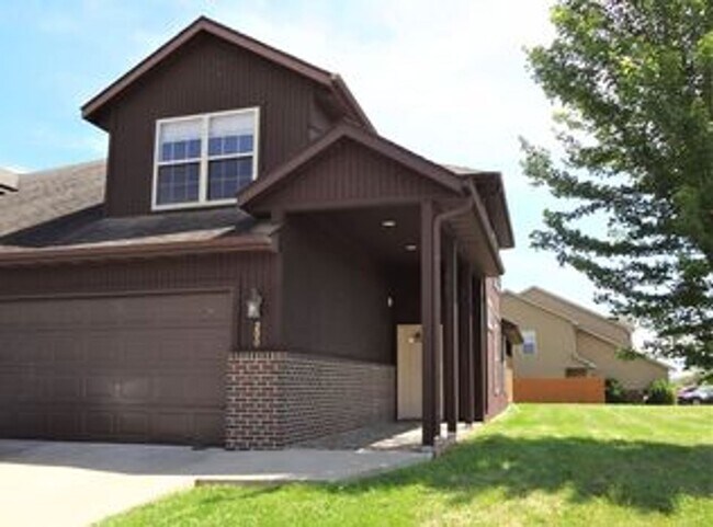 204-206 White River