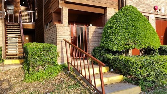Building Photo - 2307 Balsam Dr Unit L102