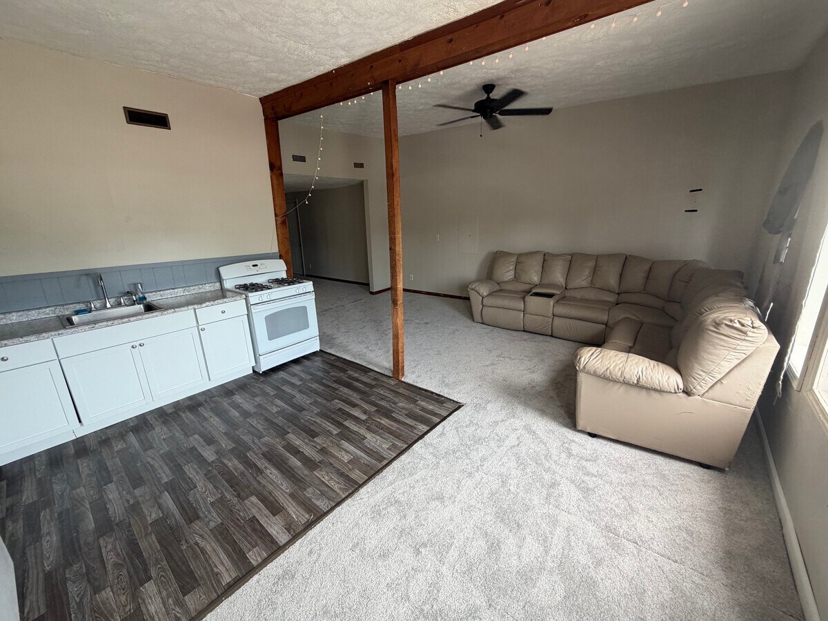 Photo - 233 E Michigan Ave Unit 2