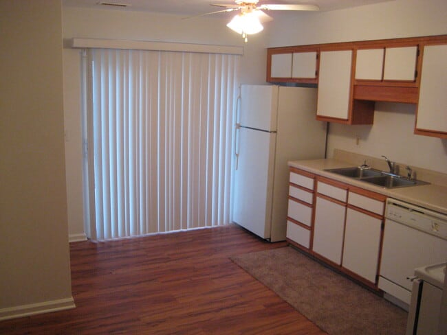 Photo - 1822 Bennington St SE