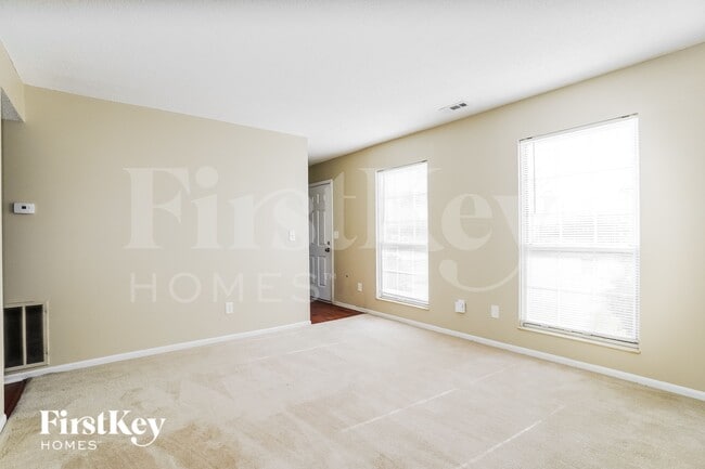 Photo - 6266 Glencairn Cir