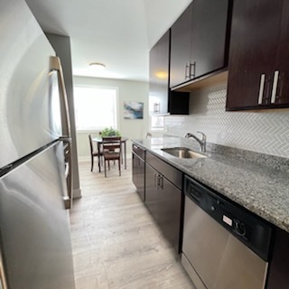 Building Photo - 510 W Surf St Unit 3 Rental