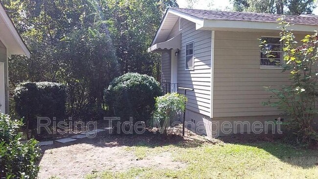 Photo - 123 Vines Ave