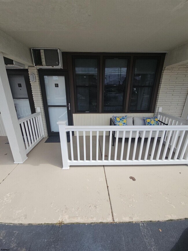 Photo - 9401 Pacific Ave Unit 33