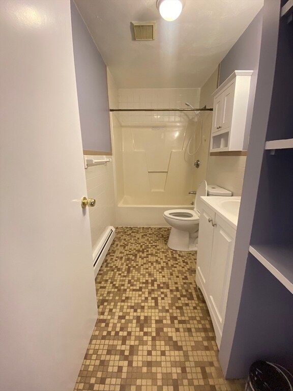 Photo - 366 Broadway Unidad 2R