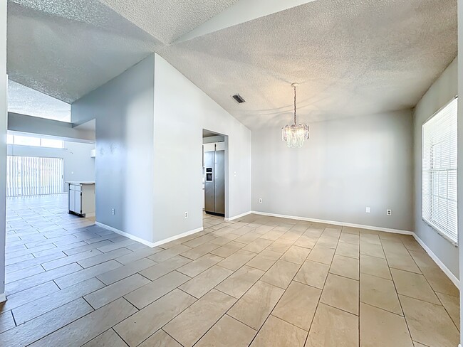 Photo - Spacious 4-Bedroom Retreat with 2 Baths in Brandon - 2103 Sq. Ft. of Comfort Awaits!