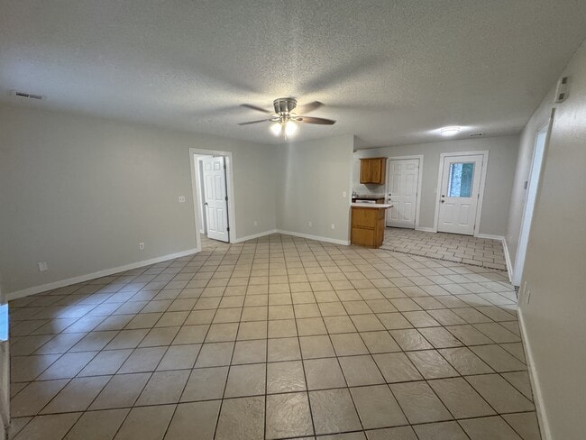 Photo - 23345 Smith Rd