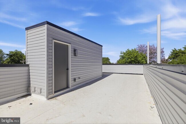 Photo - 2505 N 11th St Unidad 2
