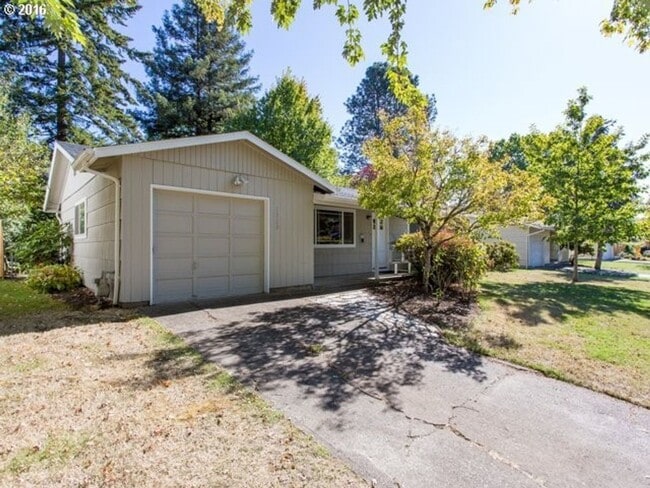 Photo - 2520 SW Edgemoor Ave