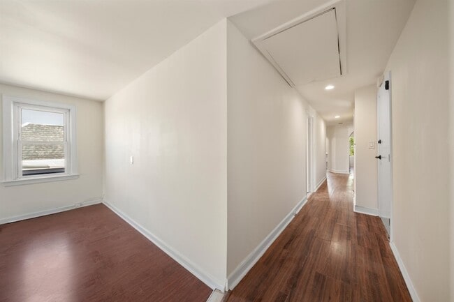 Photo - 8 Cooper Pl