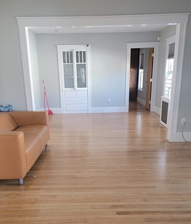 Photo - 67 Dysart St