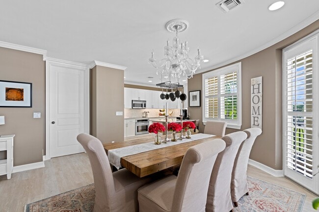 Photo - 1970 S Dixie Hwy Unidad # R2