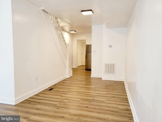 Photo - 128 E Pall Mall St