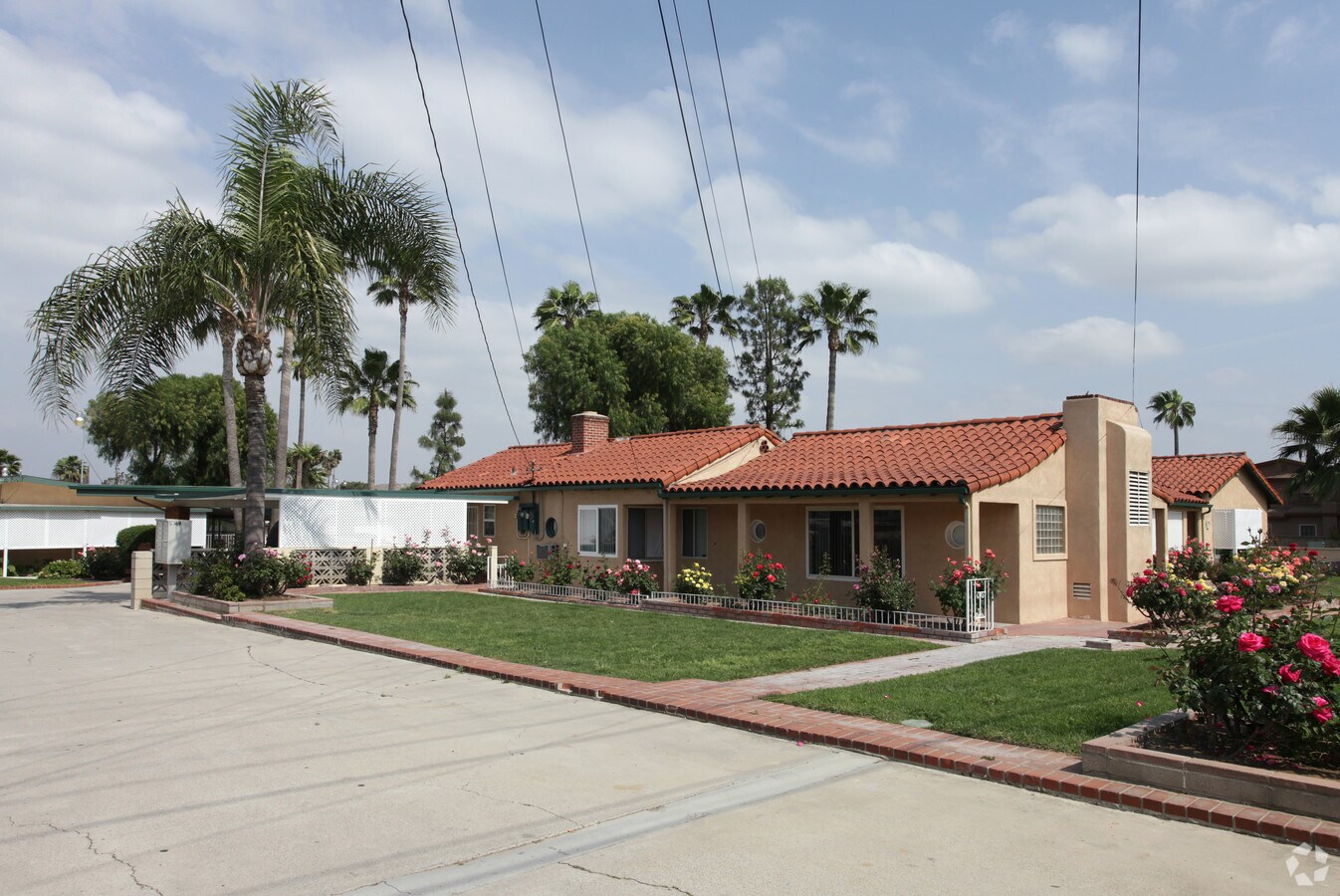 Photo - 5069 La Sierra Ave Apartments