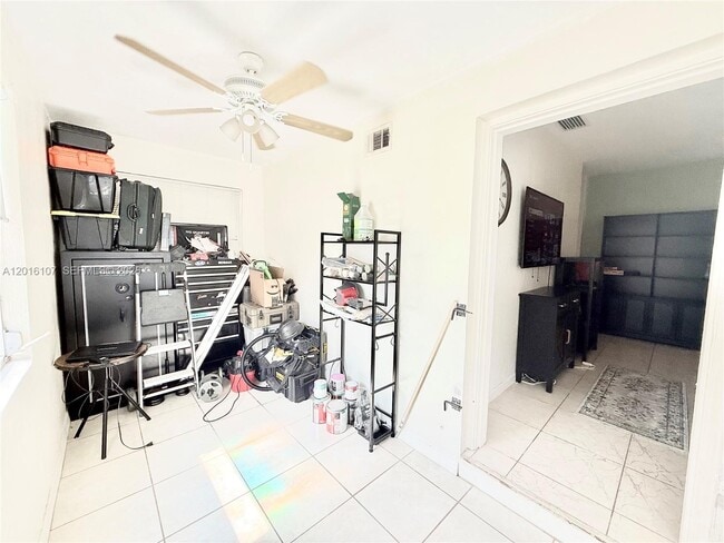 Photo - 825 S 20th Ave Unit A