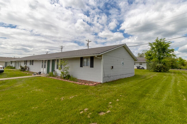 Building Photo - 7401 N Moberly Dr Rental