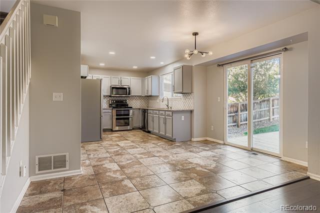 Photo - 4927 Tarcoola Ln