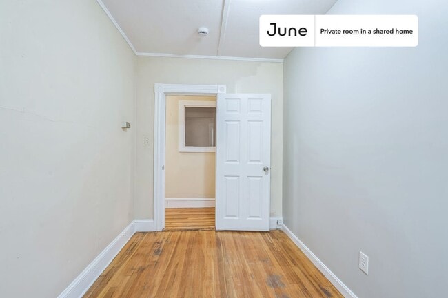 Photo - Room in Shared 4 bed/1 bath home Unidad B