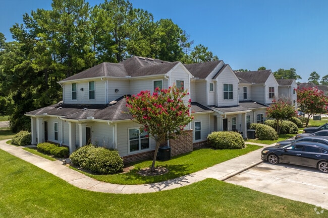 Alternate Building Photo - Park at Woodland Springs Apartments- Income R