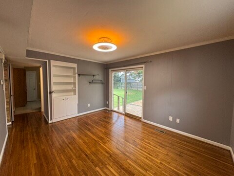 Photo - 114 Olin Dr