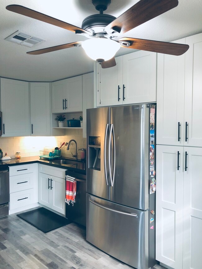 Photo - 4938 Alder Dr Unit Alder Dr