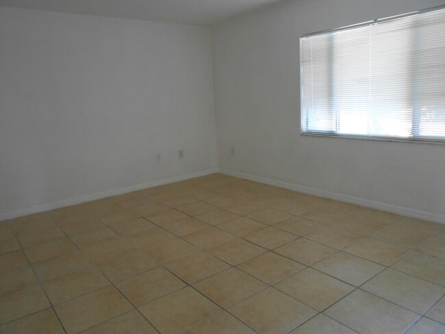 Photo - 205 Washington Ave Apartment Unit 205