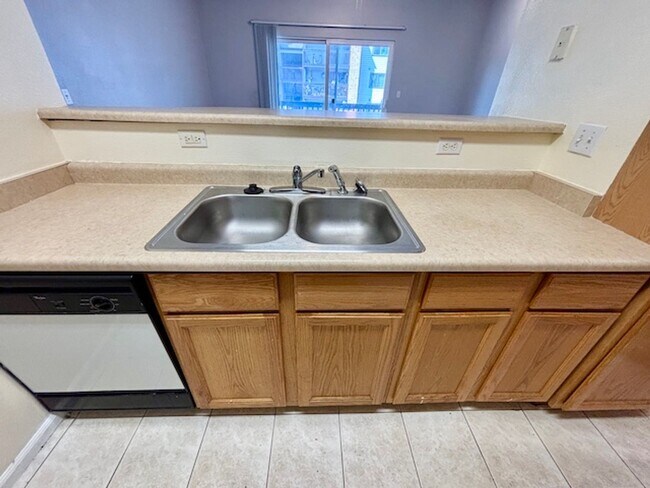 Photo - 6310 Oak St Unit 6310 Oak St #205