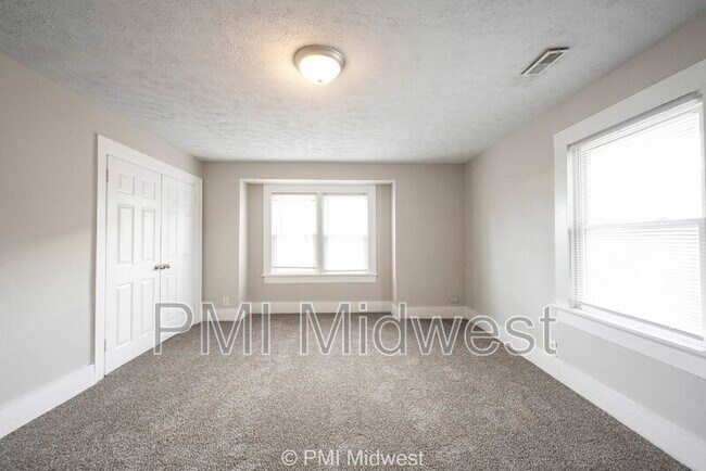 Photo - 546 Eastern Ave Unit Apt A