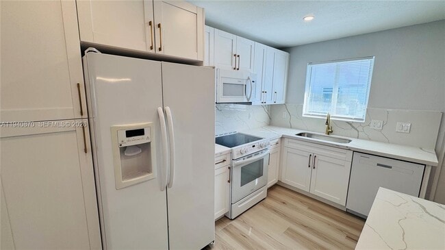 Photo - 808 NE 2nd St Unit A