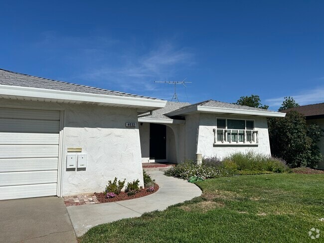 Building Photo - 4033 71st St Rental