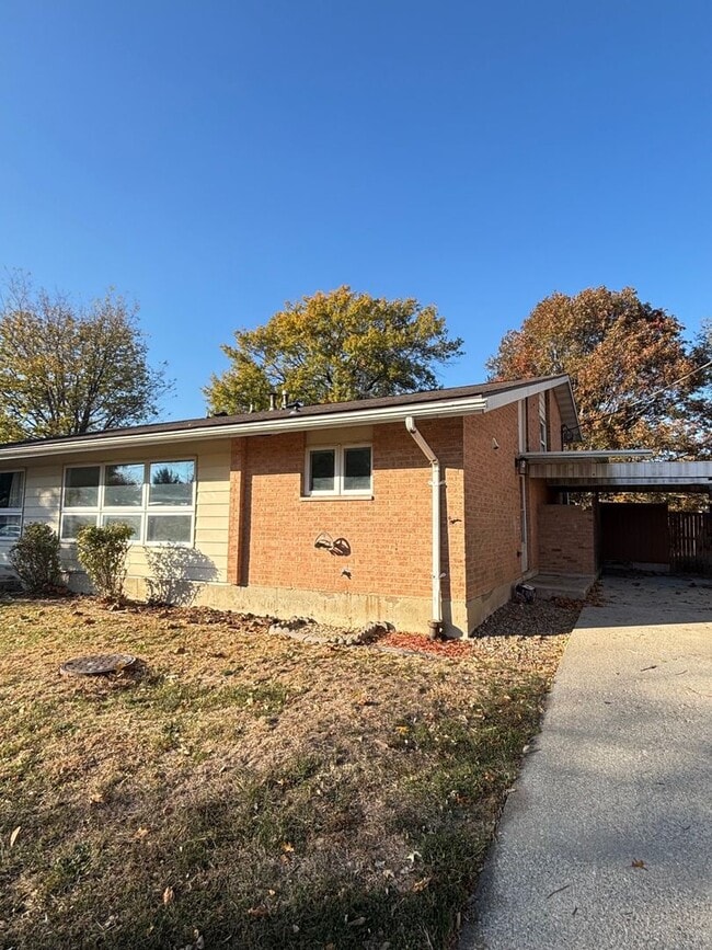 Photo - 1519 Fairway Dr