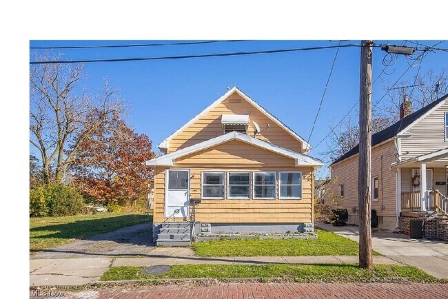 3 bedroom house - 3 bedroom house
