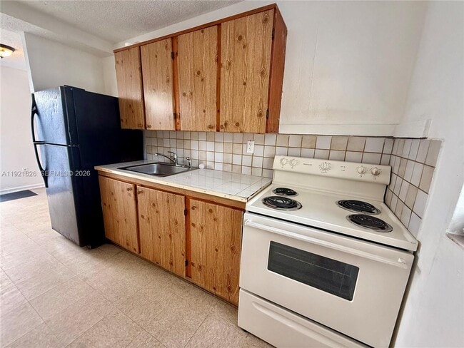 Photo - 724 SW 11th Ave Unidad 1