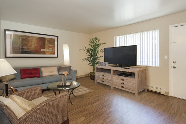 Photo - Hilltop at Valley Hi