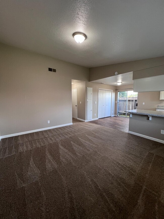 Photo - 1262 N Marks Ave