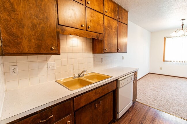 Bison Arms Apartments