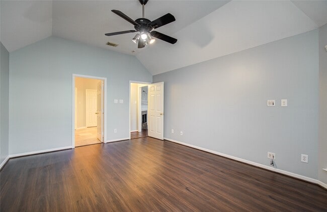 Photo - 14731 Raven Hollow Ln